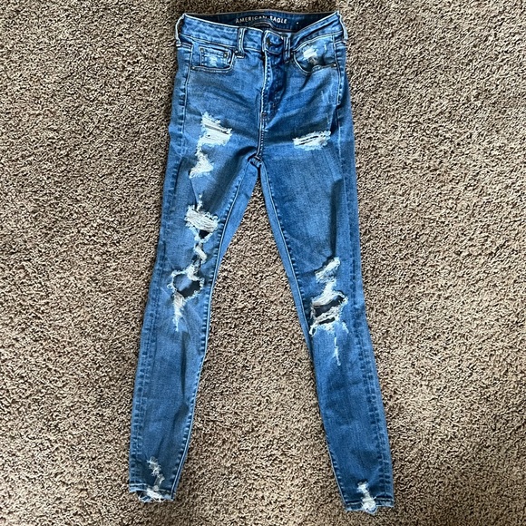 High Wasted Ripped American Eagle Skinny Jeans - Picture 1 of 1